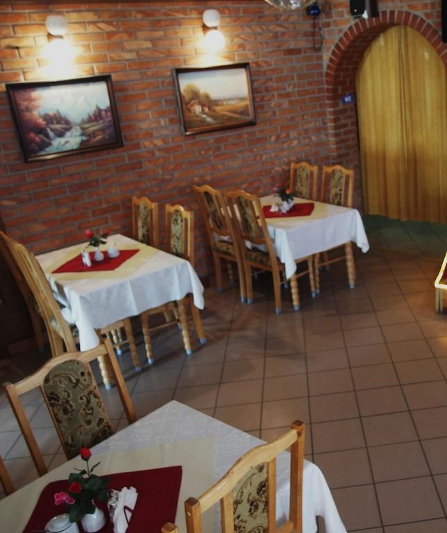 Hotel Mazury Olecko Exterior foto